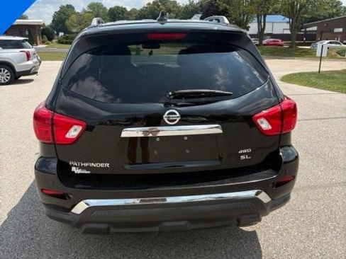 Used 2019 Nissan Pathfinder SL AWD/4WD image 5