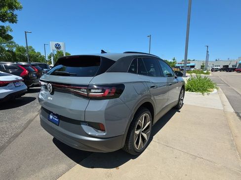 Certified 2024 Volkswagen ID.4 Pro S AWD/4WD image 6