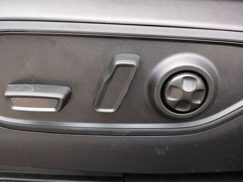 New 2026 Jeep Grand Cherokee L 4WD image 13