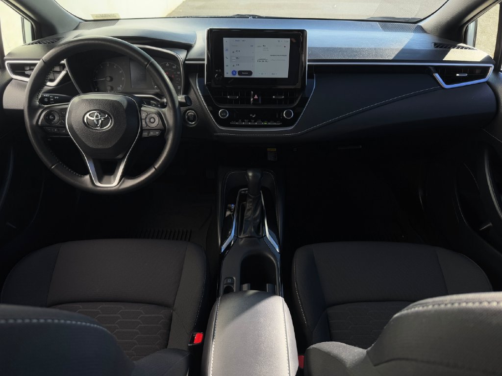 Certified 2025 Toyota Corolla SE w/ SE Package FWD image 11
