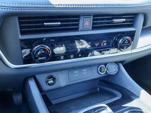 New 2026 Nissan Rogue SV image 12