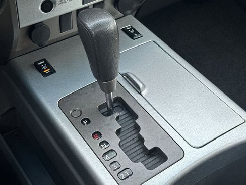 Used 2006 Nissan Armada LE w/ (U06) Technology Pkg (LE) image 21