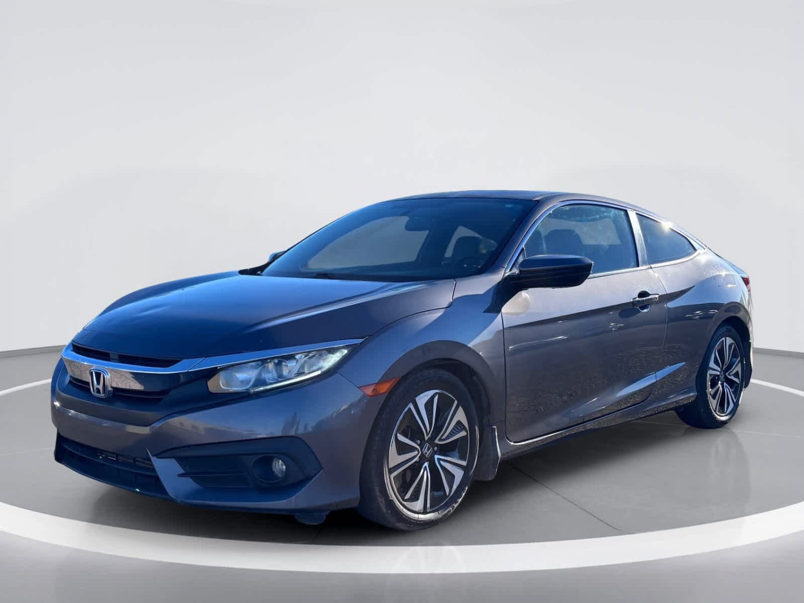 Used 2016 Honda Civic EX-T image 2
