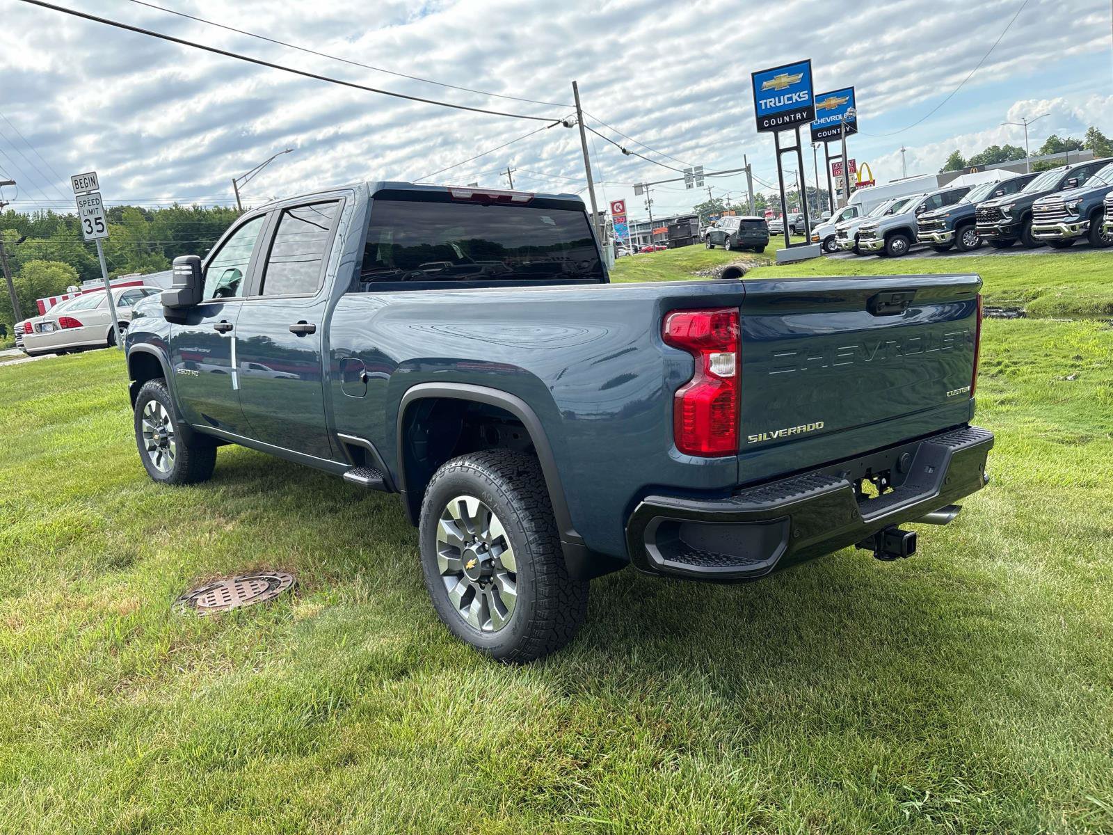 New 2026 Chevrolet Silverado 2500 Custom w/ Custom Value Package AWD/4WD image 3
