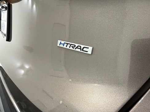 Used 2020 Hyundai Santa Fe Limited AWD/4WD image 9