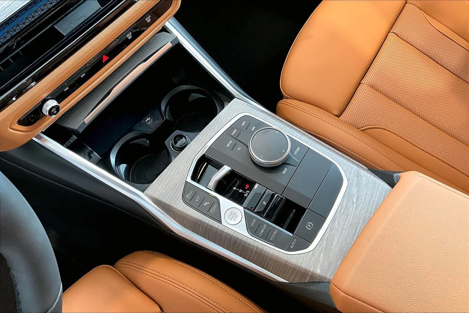 New 2026 BMW 330i Sedan w/ M Sport Package RWD image 8