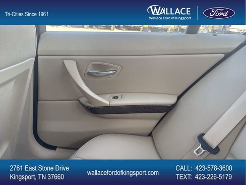 Used 2010 BMW 328i Sedan RWD image 24