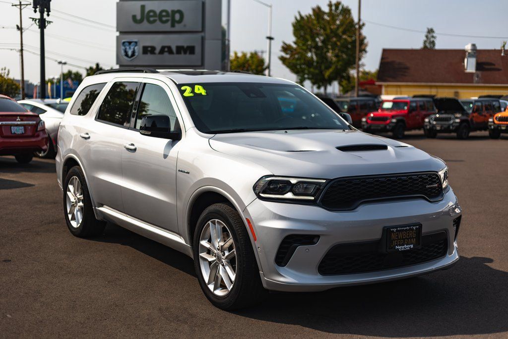 Used 2024 Dodge Durango R/T AWD/4WD image 6
