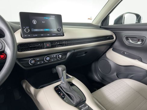 Used 2025 Honda HR-V LX image 24