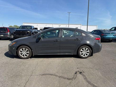 Used 2026 Toyota Corolla LE FWD image 2