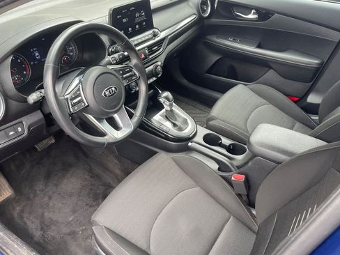 Used 2019 Kia Forte S image 9