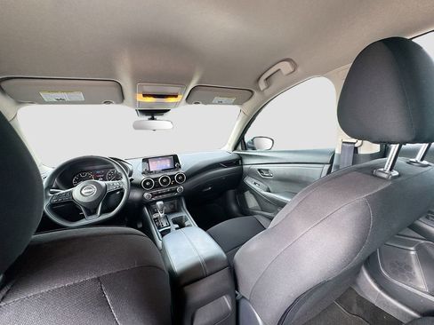 Used 2025 Nissan Sentra S FWD image 29