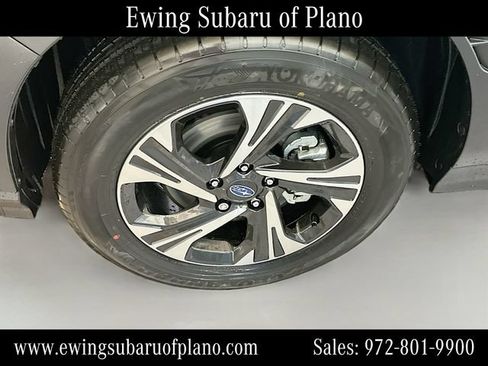 Used 2026 Subaru Crosstrek 2.5i Premium AWD/4WD image 32