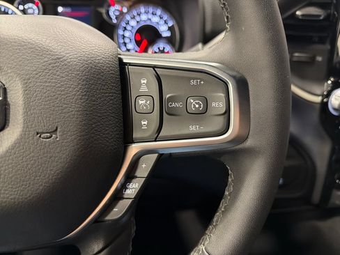 Used 2025 RAM 2500 Big Horn AWD/4WD image 14
