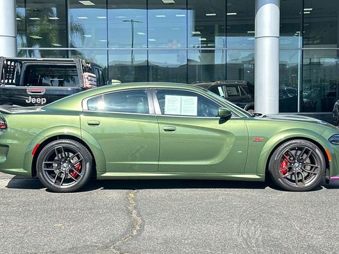 Used 2022 Dodge Charger Scat Pack image 3