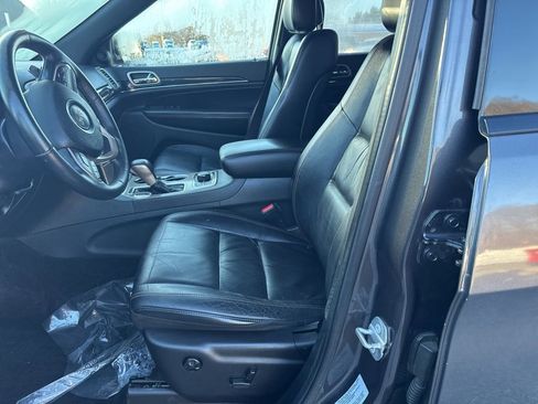 Used 2017 Jeep Grand Cherokee Limited 75th Anniversary image 10
