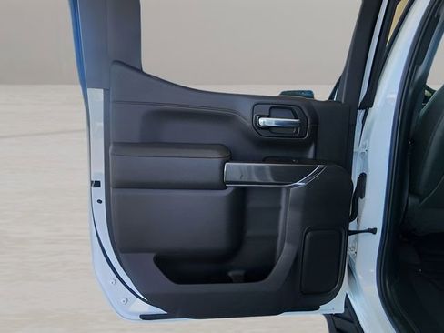 Used 2022 GMC Sierra 1500 AT4 w/ AT4 Premium Package image 19