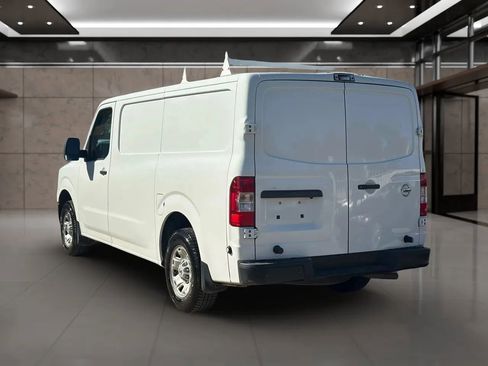 Used 2021 Nissan NV 1500 SV image 3