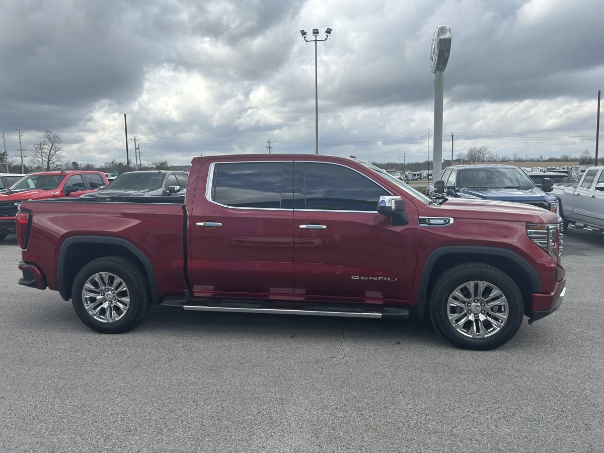Used 2022 GMC Sierra 1500 Denali AWD/4WD image 4