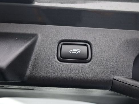 Certified 2023 Hyundai Tucson Limited AWD/4WD image 23