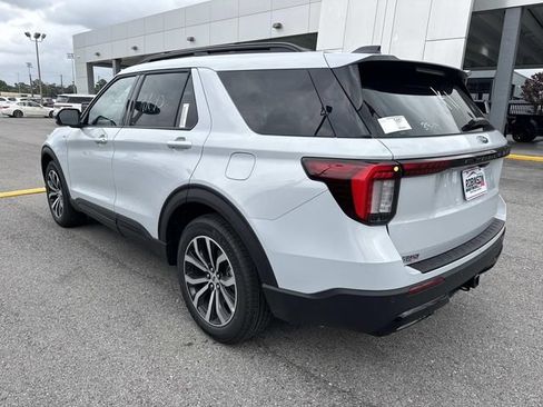 New 2026 Ford Explorer ST-Line w/ Premium Package RWD image 7