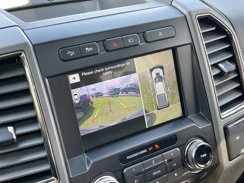 Used 2018 Ford F150 Raptor w/ Equipment Group 802A Luxury AWD/4WD image 22