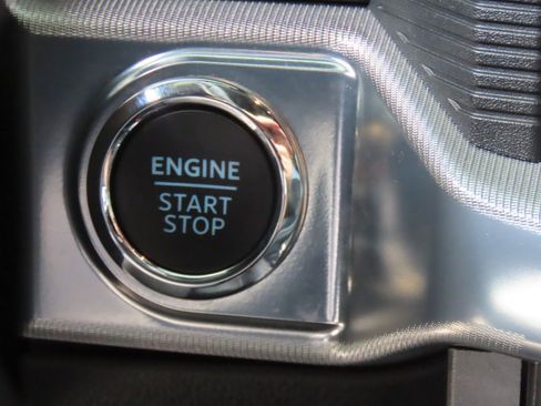 Used 2025 Ford F150 Lariat w/ Equipment Group 502A High AWD/4WD image 29