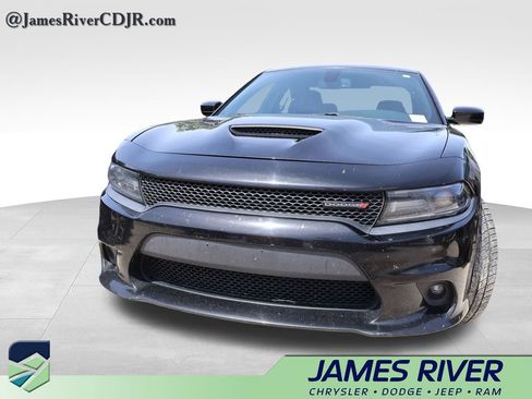 Used 2019 Dodge Charger GT RWD image 3