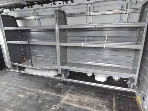 Used 2017 Chevrolet Express 2500 image 13