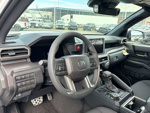New 2026 Toyota Tacoma TRD Sport AWD/4WD image 7