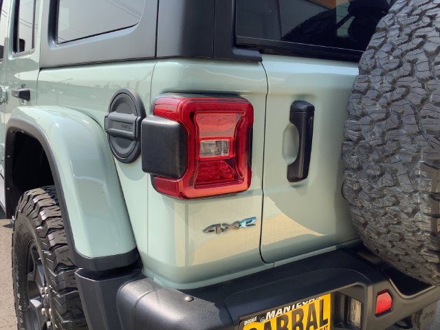 Used 2023 Jeep Wrangler Unlimited Rubicon 4xe AWD/4WD image 46