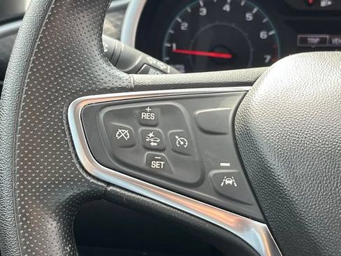 Used 2025 Chevrolet Malibu LT FWD image 17