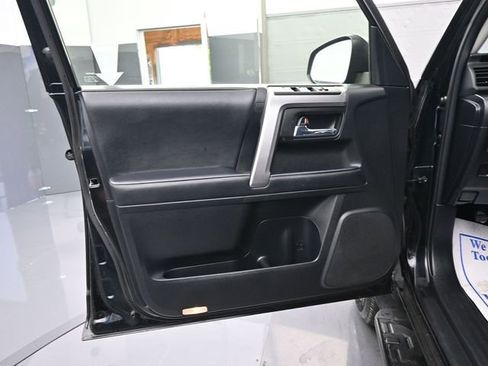 Used 2024 Toyota 4Runner SR5 image 10