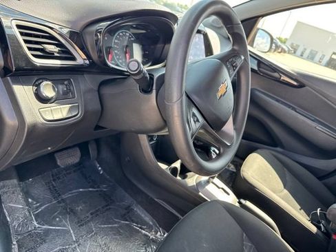 Used 2021 Chevrolet Spark LT FWD image 17