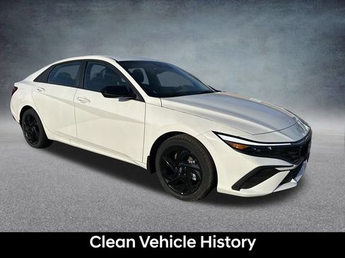 Used 2026 Hyundai Elantra Sport FWD image 9