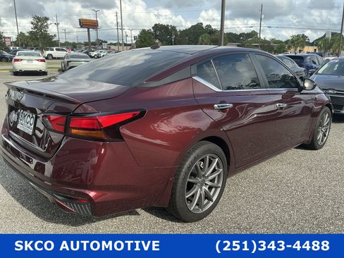Used 2025 Nissan Altima 2.5 SV w/ SV Special Edition Package FWD image 5