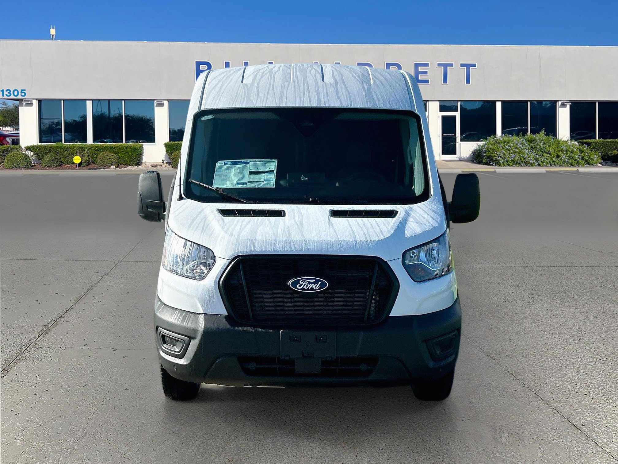 New 2027 Ford Transit 250 148 Medium Roof w/ Load Area Protection Package RWD image 2