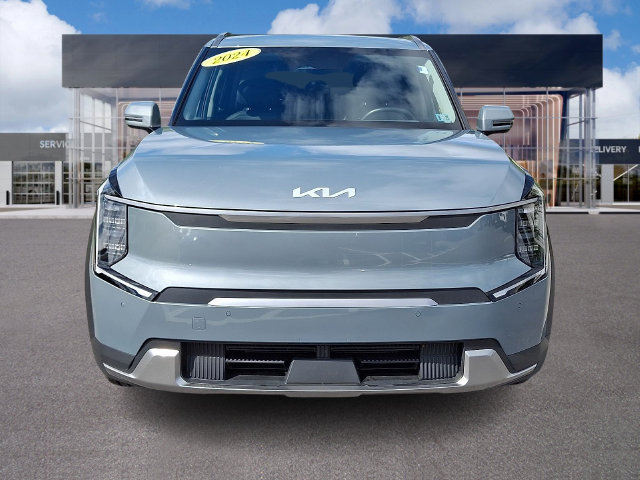Used 2024 Kia EV9 Wind AWD/4WD image 2