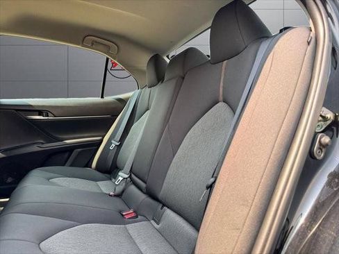 Used 2019 Toyota Camry LE FWD image 49