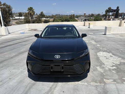 Used 2026 Toyota Camry LE FWD image 6
