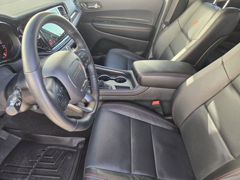 Used 2025 Dodge Durango GT image 16