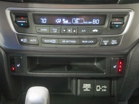 Used 2019 Honda Pilot EX-L image 32