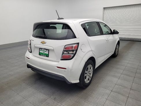 Used 2020 Chevrolet Sonic LT image 9