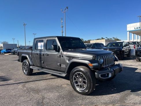 Used 2021 Jeep Gladiator Overland w/ Popular Equipment Package AWD/4WD image 1