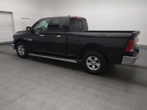 Used 2018 RAM 1500 Classic SLT RWD image 3
