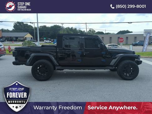 Used 2020 Jeep Gladiator Overland AWD/4WD image 8