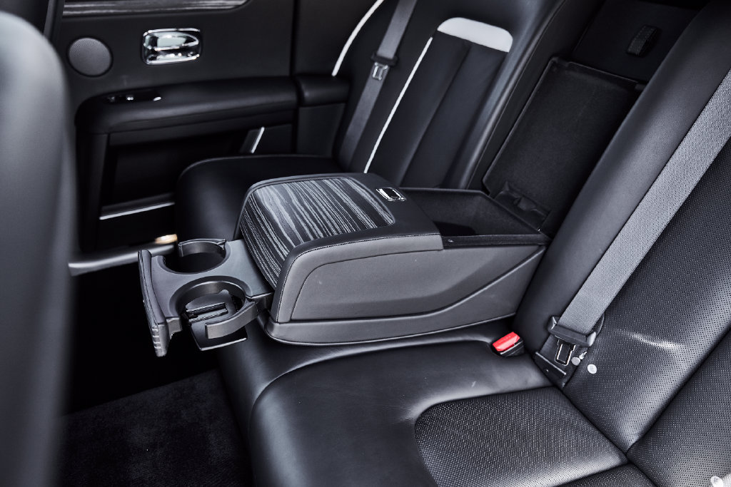 Used 2023 Rolls-Royce Ghost AWD/4WD image 46