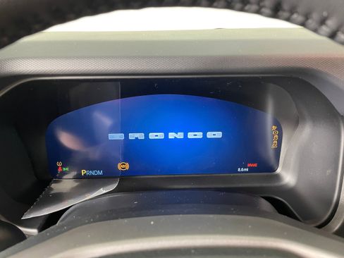 New 2025 Ford Bronco Badlands w/ Sasquatch Package image 3