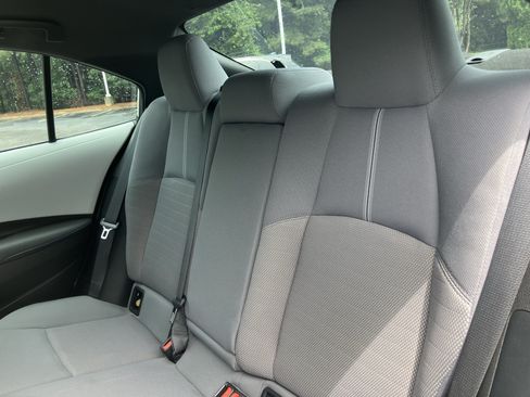 Used 2021 Toyota Corolla SE FWD image 14
