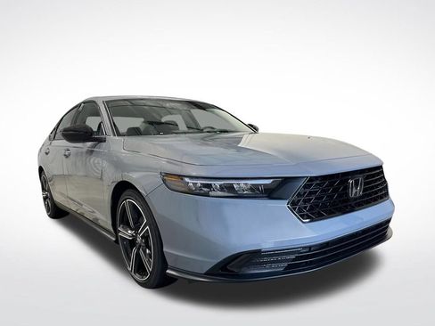 Used 2026 Honda Accord SE image 9